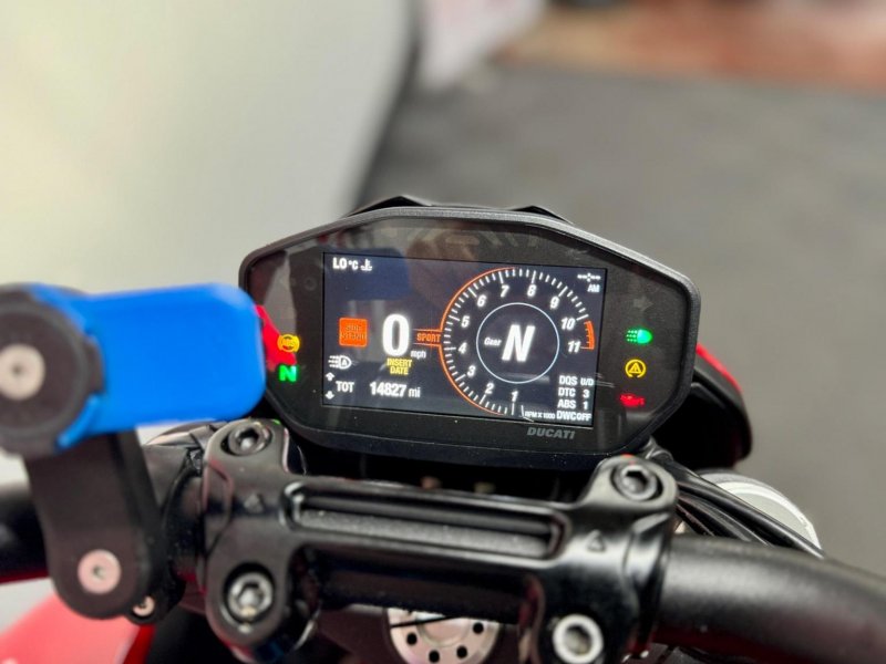 DUCATI Hypermotard