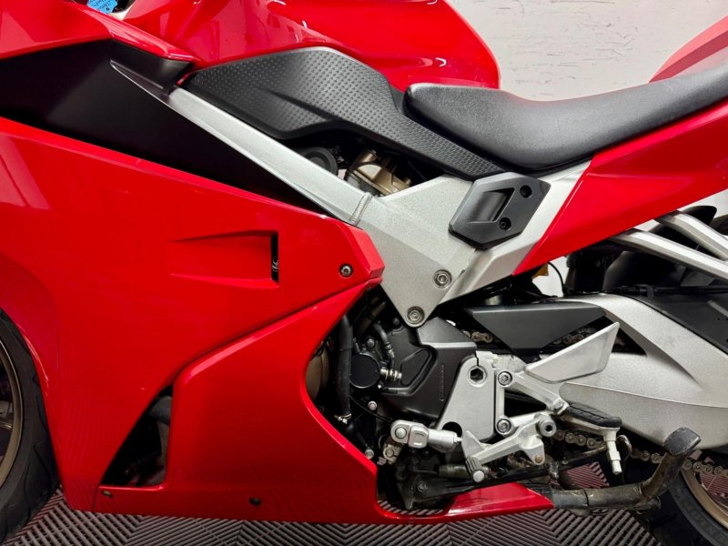 HONDA VFR800X