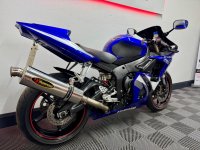 YAMAHA R6