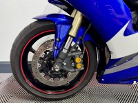 YAMAHA R6