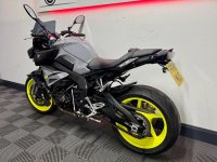 YAMAHA MT-10