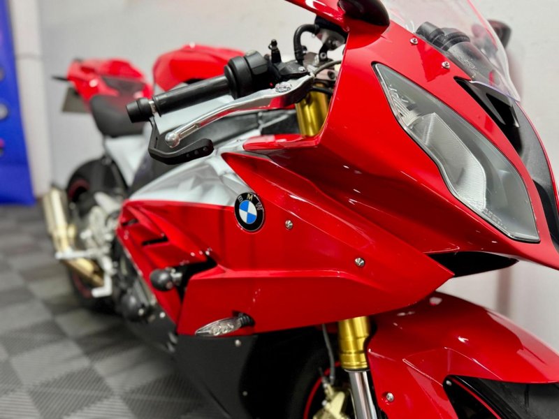 BMW S1000RR