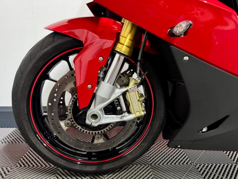 BMW S1000RR