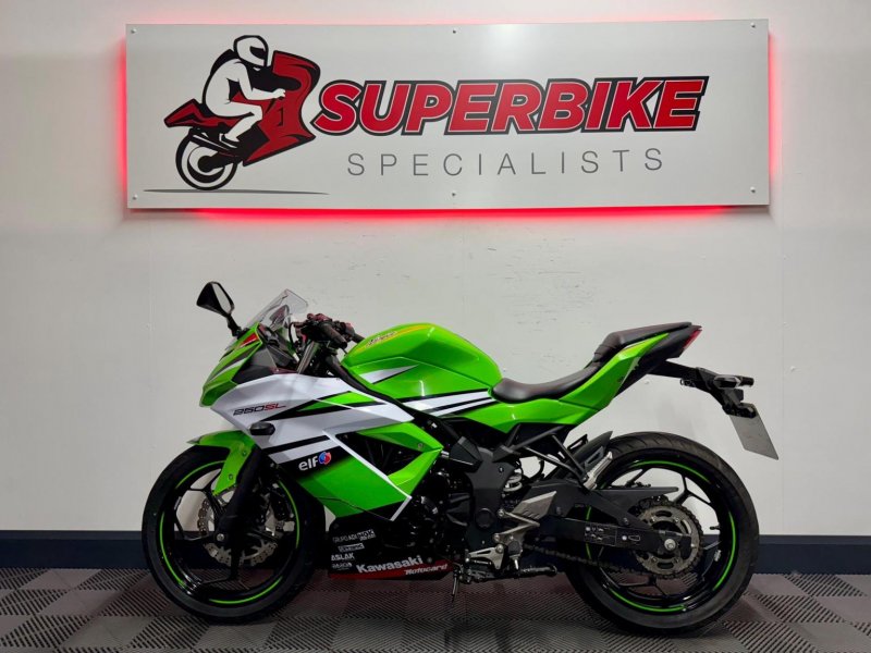 KAWASAKI NINJA