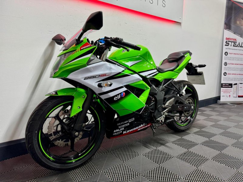 KAWASAKI NINJA