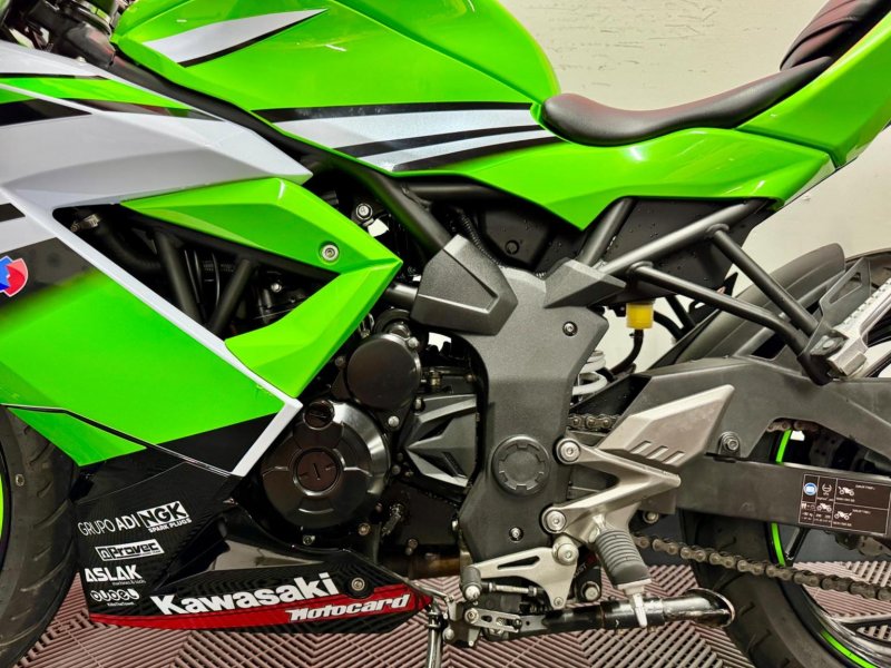 KAWASAKI NINJA