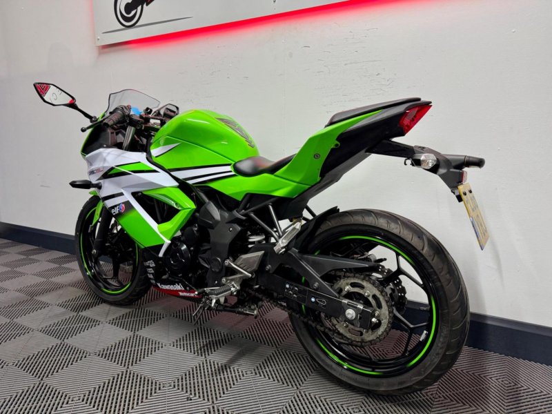 KAWASAKI NINJA