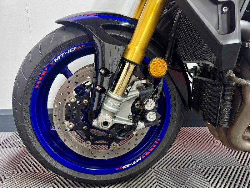 YAMAHA MT-10