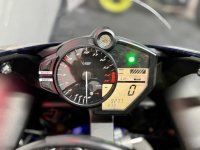 YAMAHA R1