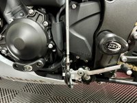 YAMAHA R1