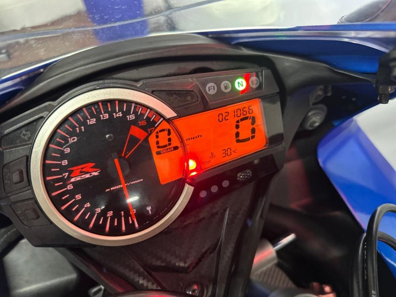 SUZUKI GSXR600