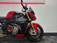 BMW S1000R