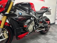 BMW S1000R