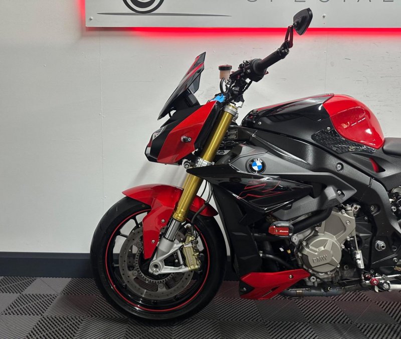 BMW S1000R