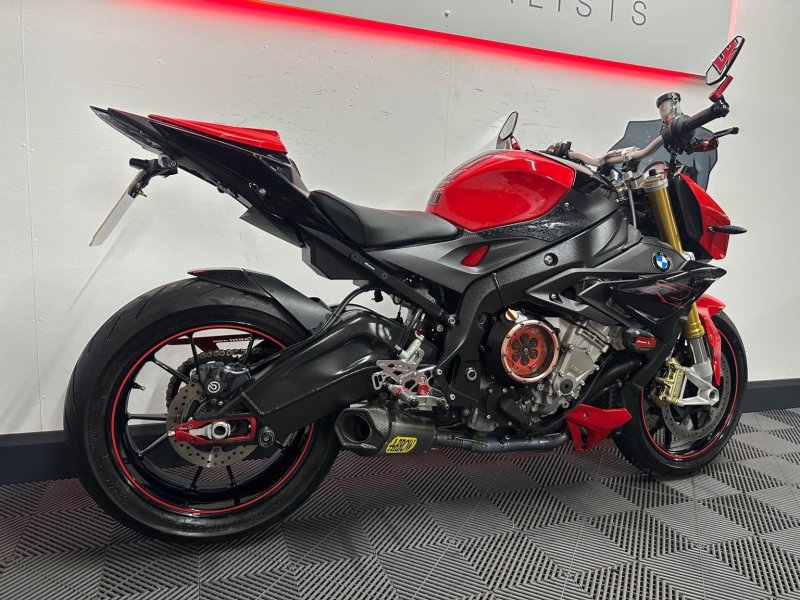 BMW S1000R