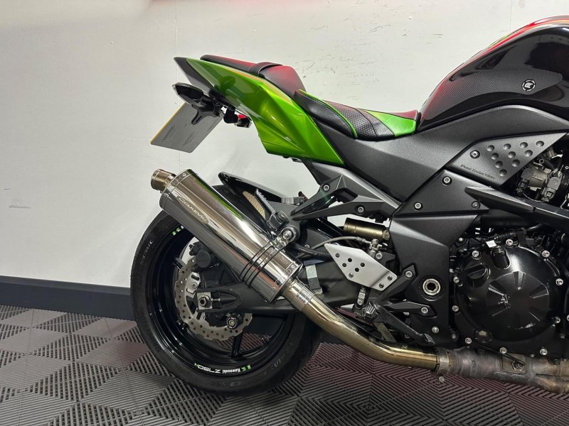 KAWASAKI 
