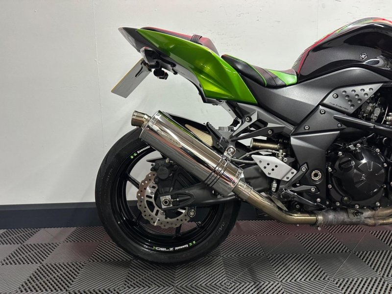 KAWASAKI 