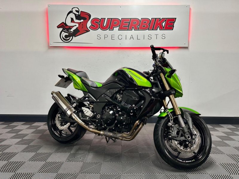 KAWASAKI 