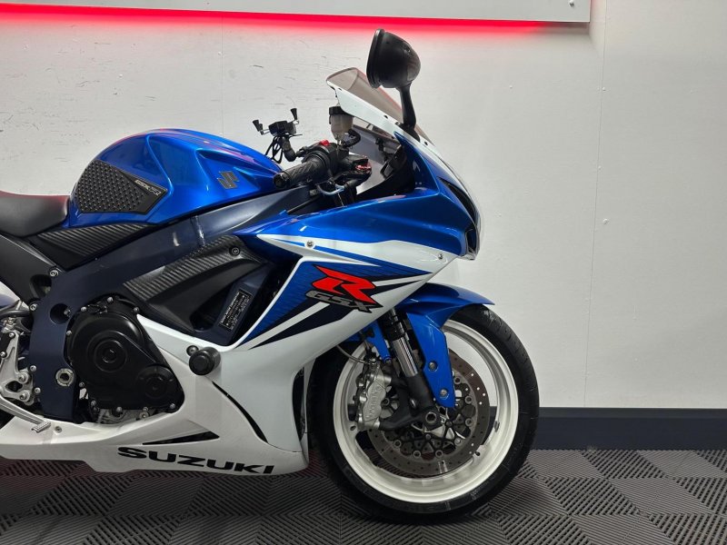 SUZUKI GSXR600