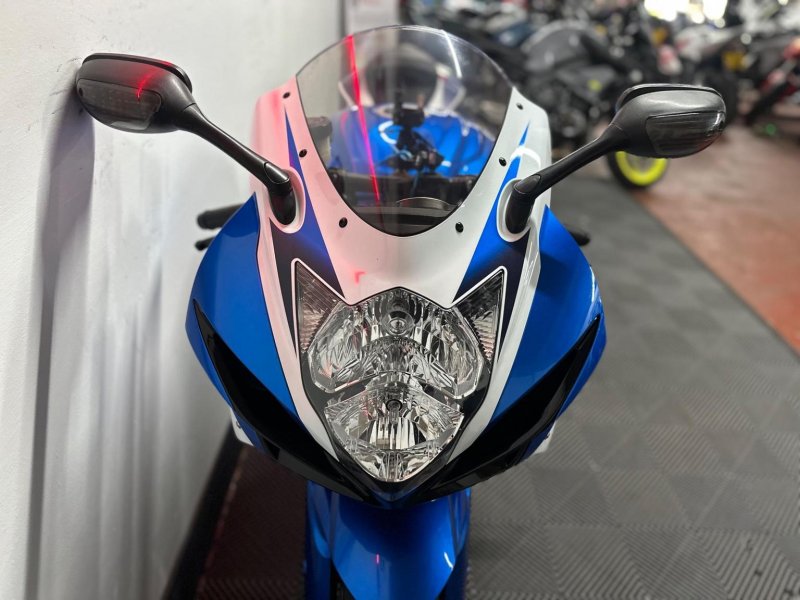 SUZUKI GSXR600
