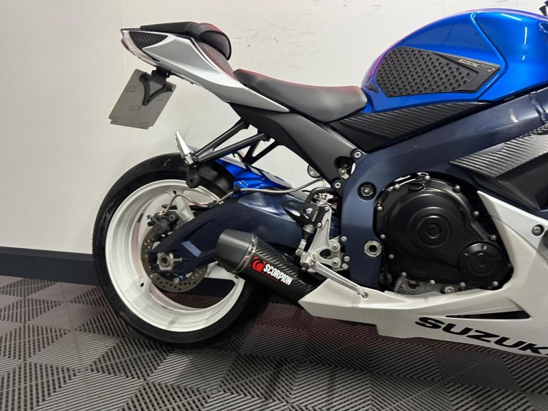 SUZUKI GSXR600