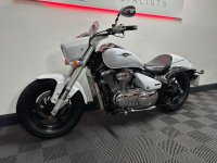 SUZUKI Intruder 800