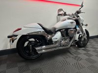 SUZUKI Intruder 800