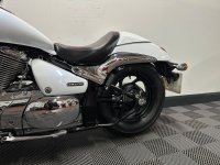 SUZUKI Intruder 800
