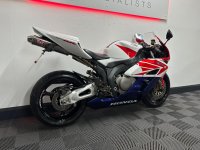 HONDA CBR1000RR Fireblade