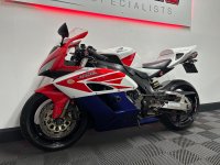 HONDA CBR1000RR Fireblade