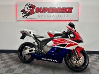 HONDA CBR1000RR Fireblade
