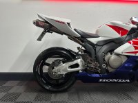 HONDA CBR1000RR Fireblade