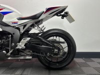 HONDA CBR1000RR Fireblade