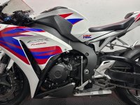 HONDA CBR1000RR Fireblade