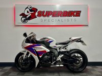 HONDA CBR1000RR Fireblade