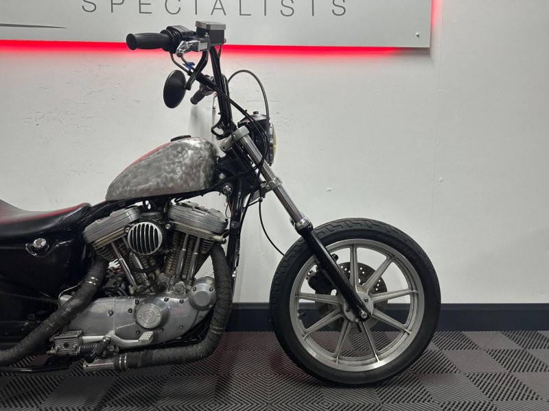 HARLEY-DAVIDSON Sportster