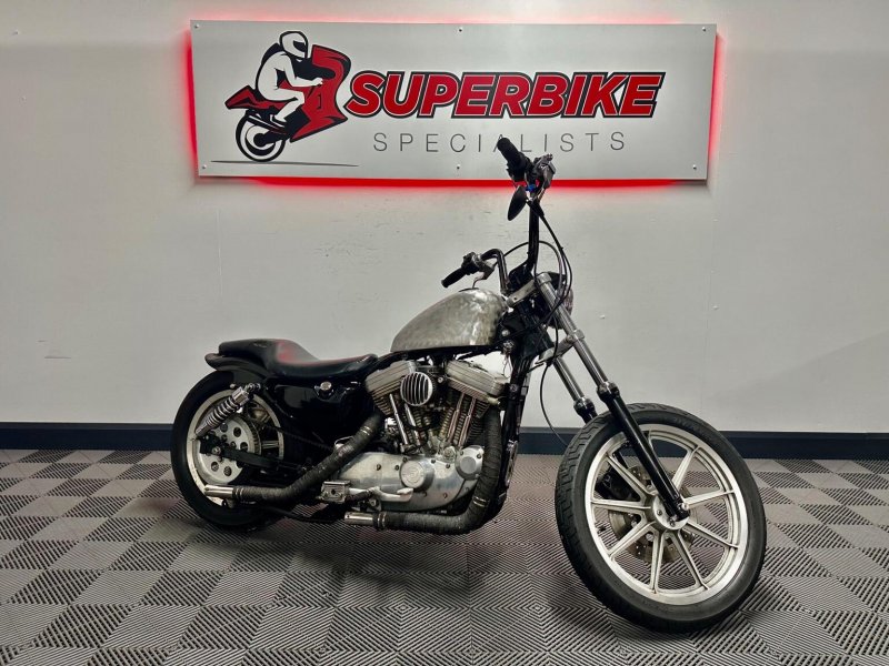 HARLEY-DAVIDSON Sportster