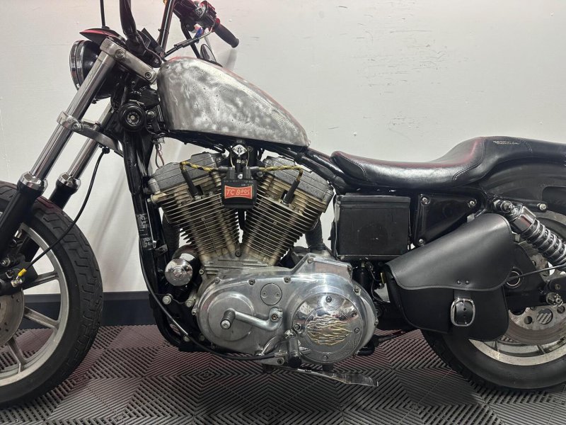 HARLEY-DAVIDSON Sportster