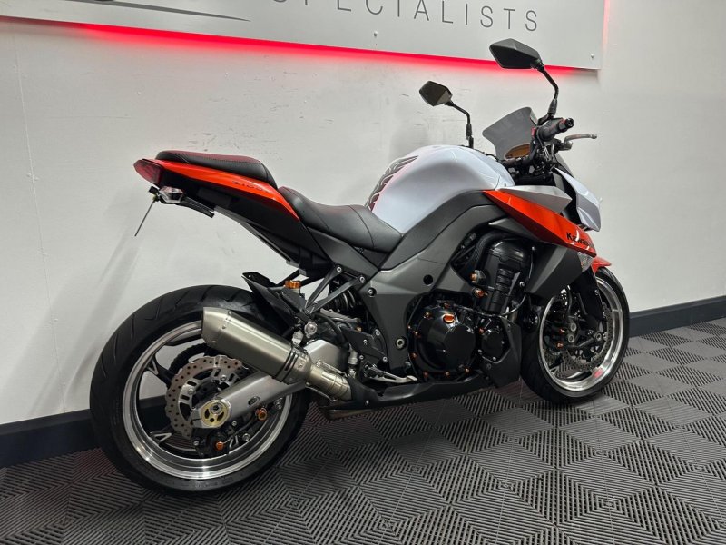 KAWASAKI Z1000