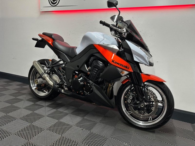 KAWASAKI Z1000