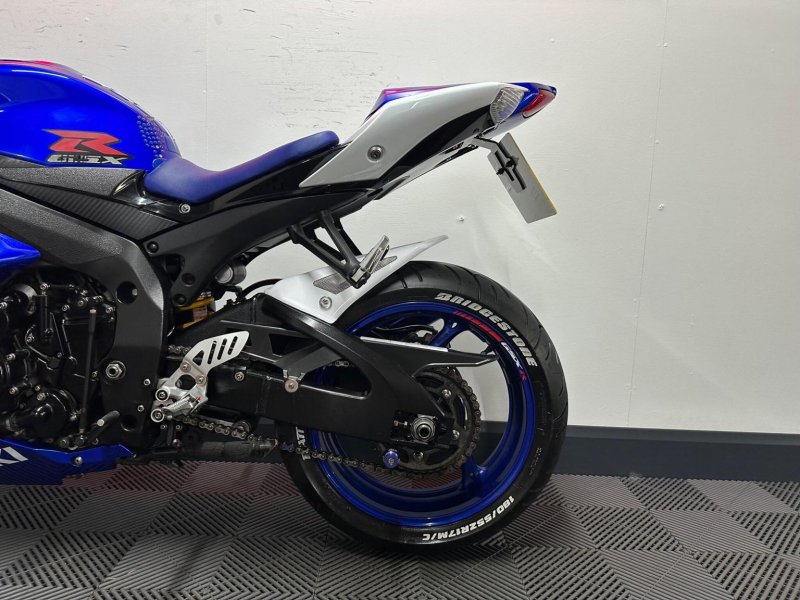 SUZUKI GSXR600