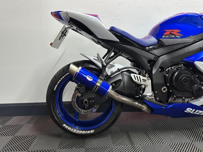 SUZUKI GSXR600