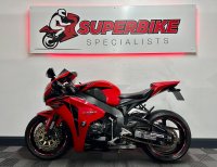 HONDA CBR1000RR Fireblade