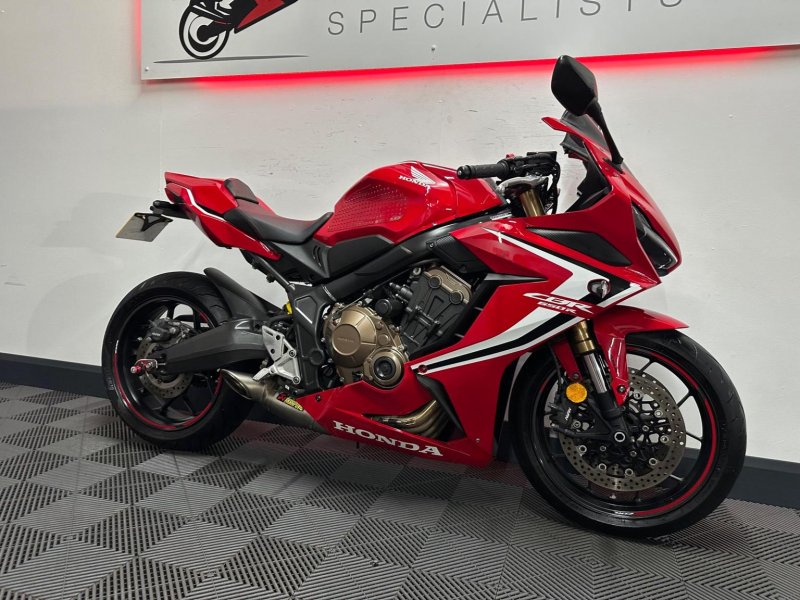 HONDA CBR650R