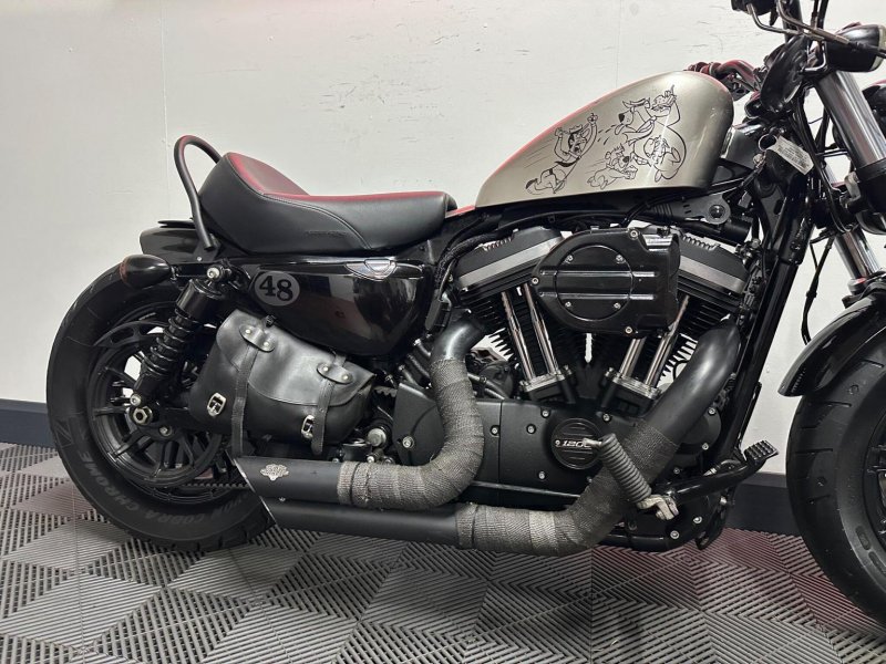 HARLEY-DAVIDSON Sportster
