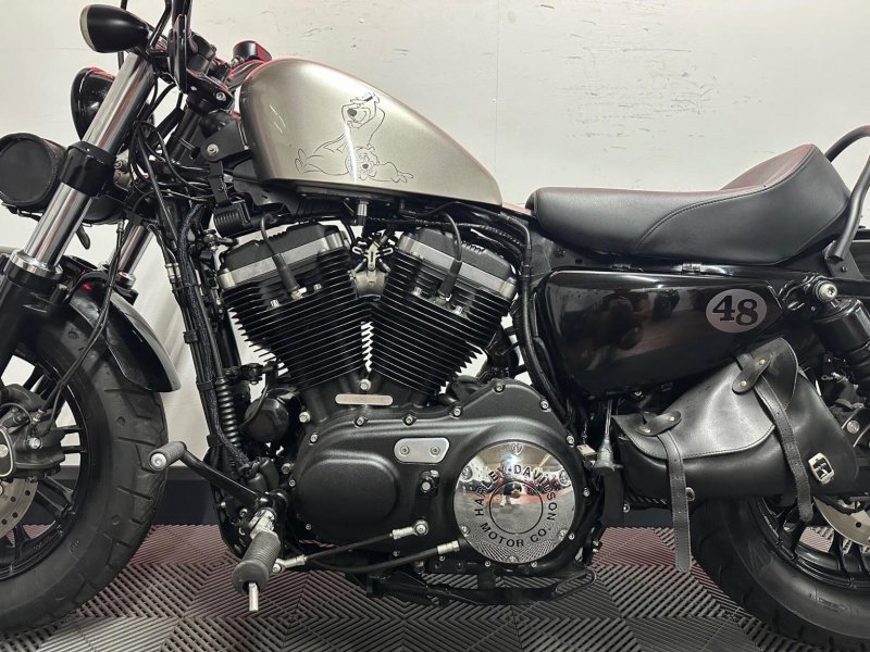 HARLEY-DAVIDSON Sportster