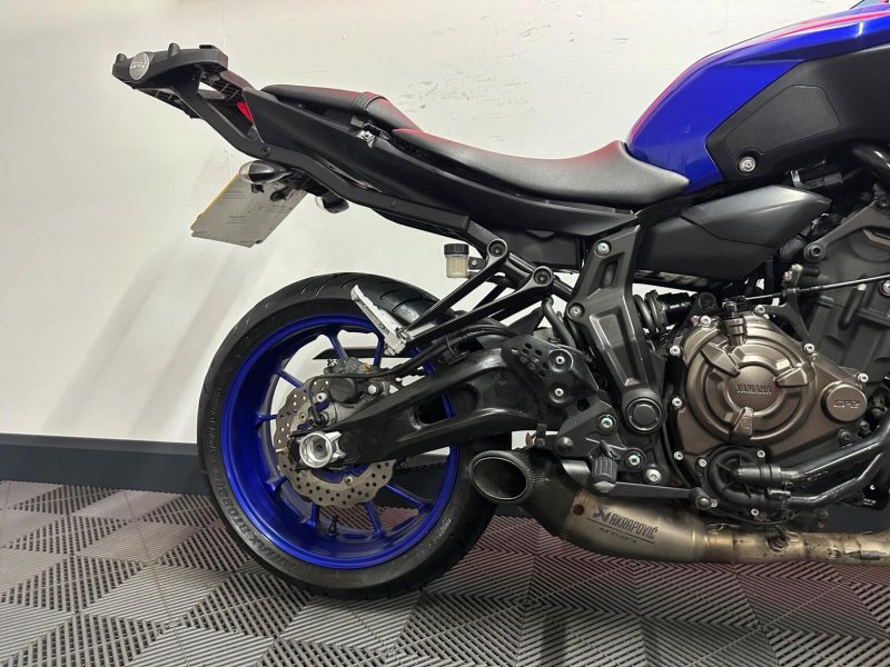 YAMAHA MT-07