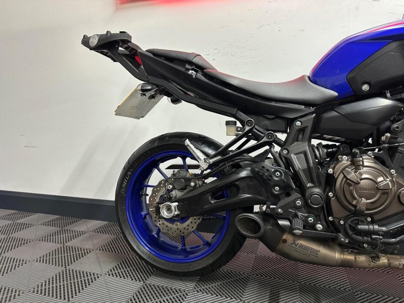 YAMAHA MT-07