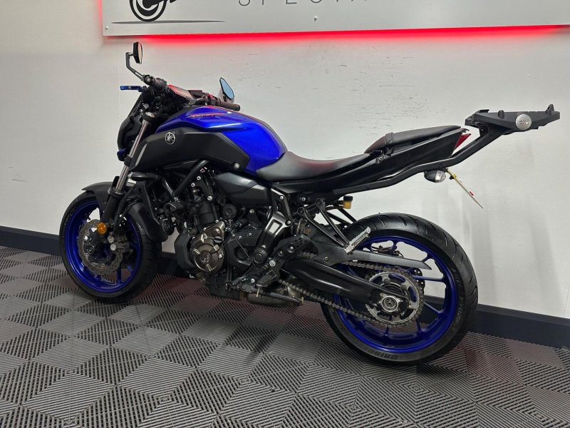 YAMAHA MT-07