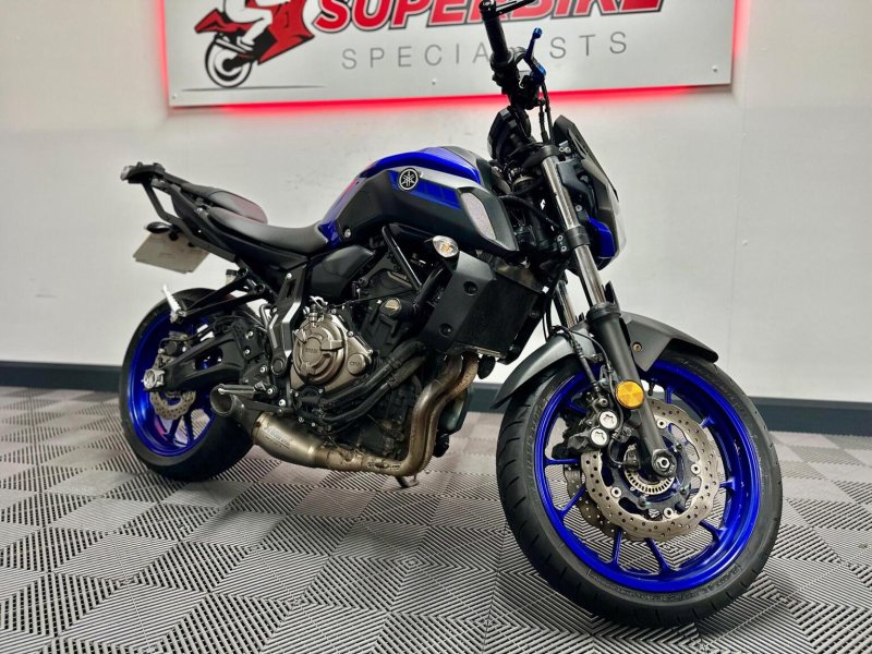 YAMAHA MT-07
